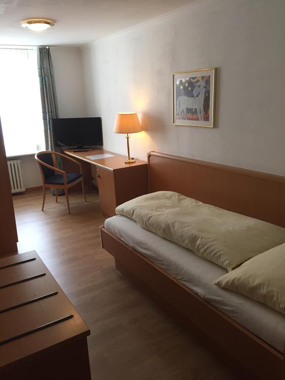 Hotel Schwert Näfels Esterno foto